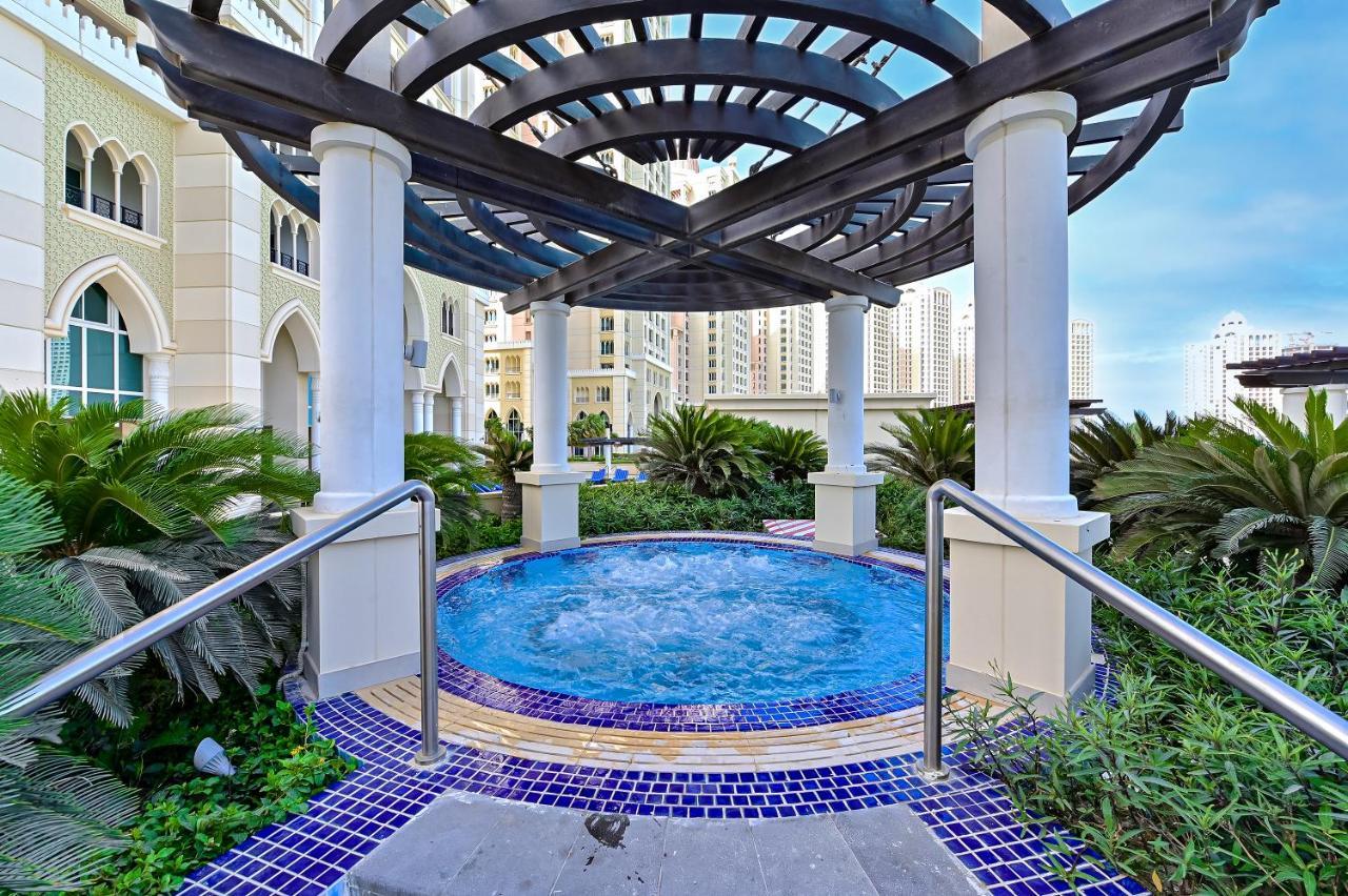 Retaj Baywalk Residence Doha Exteriör bild
